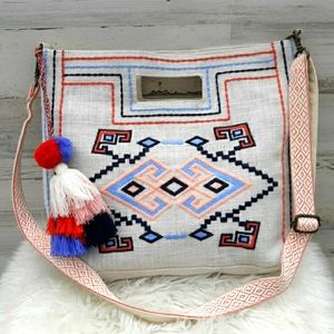 NWOT AMERICA & BEYOND JUTE CROSSBODY BAG